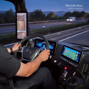 Il Doppio display su Nuovo Actros Mercedes-Benz