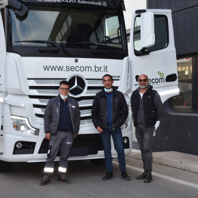 Nuovo Actros Mercedes-Benz per la S.ECO.M SRL!