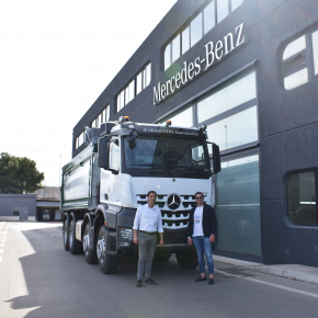 Consegna Nuovo Arocs 4151 K con unit di controllo pesatura per industria 4.0