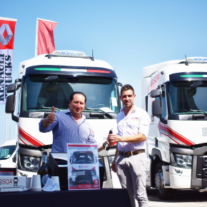 N 5 Nuovi Trattori stradali Renault Trucks T HIGH 520 a SOA Corporate!