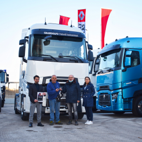  Nuovo T HIGH 520 Renault Trucks alla Laporta Autotrasporti!
