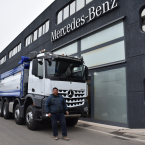 Nuovo Mercedes Arocs 4151 K 8x4