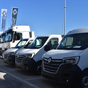 Veicoli commerciali e industriali Renault Trucks in pronta consegna!!!